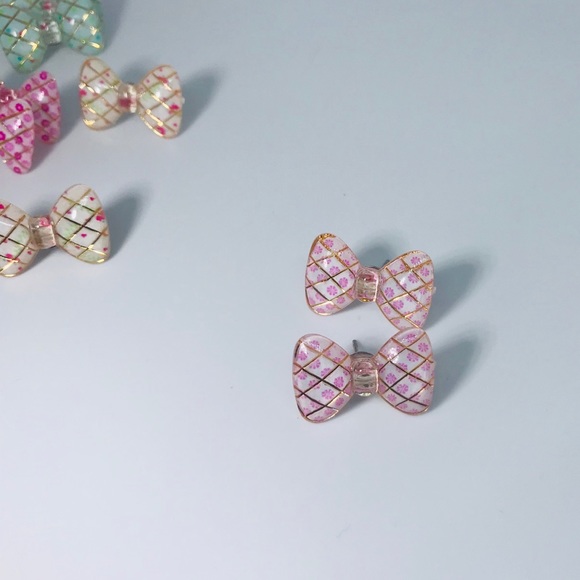 Pink Floral Bow Kawaii Handmade Stud Earrings Preppy Cute Trendy Unique - Picture 3 of 9